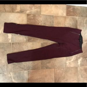 Jessica Simpson burgundy zip leggings